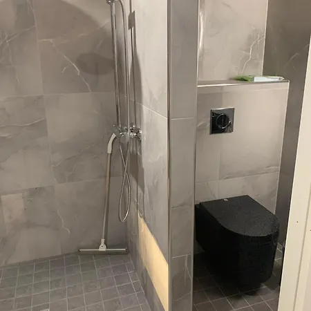 Auroras Poelloe Ferienhaus *