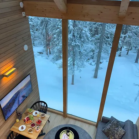 Auroras Poelloe Ferienhaus *